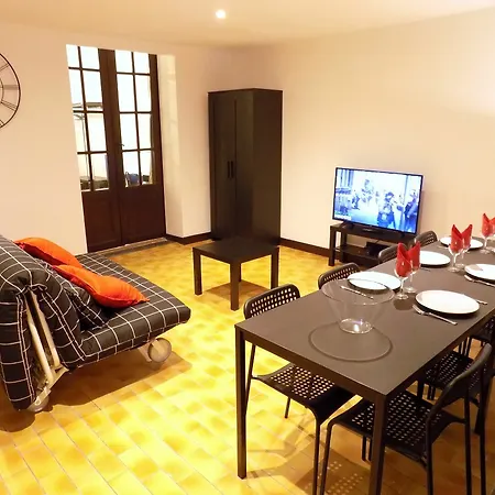 Maison Roosevelt - Airport Apartment Charleroi